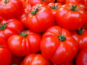 tomates vemelhos