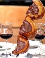 O VINHO, o churrasco e os churrasqueiros