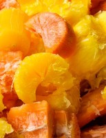 Mandioca ou macaxeira biofortificadas e coloridas já podem ser encontradas no mercado