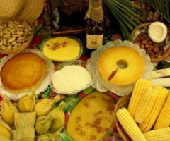 Os sabores da mesa do São João ajudam a manter a cultura nordestina Os sabores da mesa do São João ajudam a manter a cultura nordestina