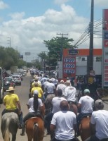 Vaqueiros de todo o Brasil protestam contra ameaça à pratica da vaquejada