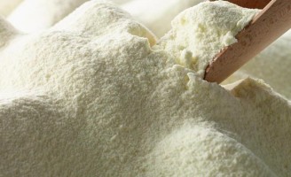 Proíbido o leite em pó importado para reconstituição e venda ao consumidor brasileiro