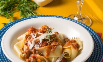 Receita – Pappardelle ao ragu de cordeiro
