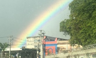 As cores do Recife no céu
