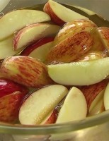 Antioxidante não deixa a maçã escurecer depois de cortada