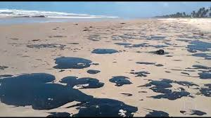 Óleo nas praias 1