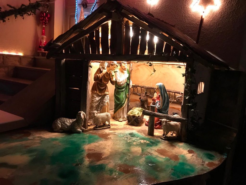 Luzes do Natal: O presépio Francês