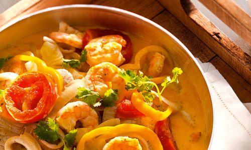 <h2><a href="https://nordesterural.com.br/receita-sopa-de-peixe-com-camarao/">Receita – Sopa de peixe com camar&atilde;o</a></h2>INGREDIENTES:

&nbsp;

500g de fil&eacute; de Merluza congelado Costa Sul

400g de Camar&atilde;o Vannamei descascado cozido Costa Sul

1 e &frac12; tomate

1 e &frac12; lim&atilde;o

&frac12; cenoura

&frac12; cebola

1 dente de alho

Pimenta a gosto

Azeite a gosto

Sal