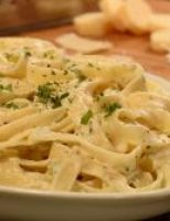 Receita – Talharim Ninho ao Molho Alfredo