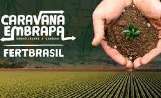 Uma caravana de especialistas percorre regiões do pais para ensinar como melhorar o uso de fertilizantes
