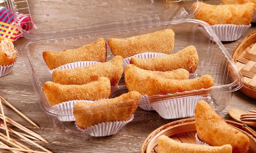 <h2><a href="https://nordesterural.com.br/receita-risoles-de-salmao/">Receita &ndash; Risoles de Salm&atilde;o</a></h2>INGREDIENTES:

Massa:

 	3 x&iacute;caras (ch&aacute;) de farinha de trigo (450g)
 	2 x&iacute;caras (ch&aacute;) de leite (480ml)
 	2 colheres (sopa) de azeite do Salm&atilde;o Gomes da Costa (30ml)
 	1 ovo
 	Sal a