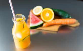 Drink para o carnaval – Suco detox com melancia, laranja e cenoura