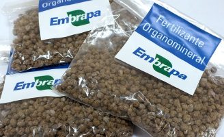 Conheça mais sobre os fertilizantes organominerais