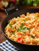 Receita – Arroz com Frango e Legumes