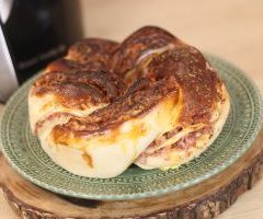 Receita – Pão de Calabresa Receita – Pão de Calabresa